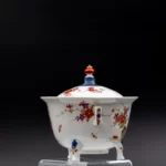 Museum-Quality Ollio Pot with Kakiemon Decor